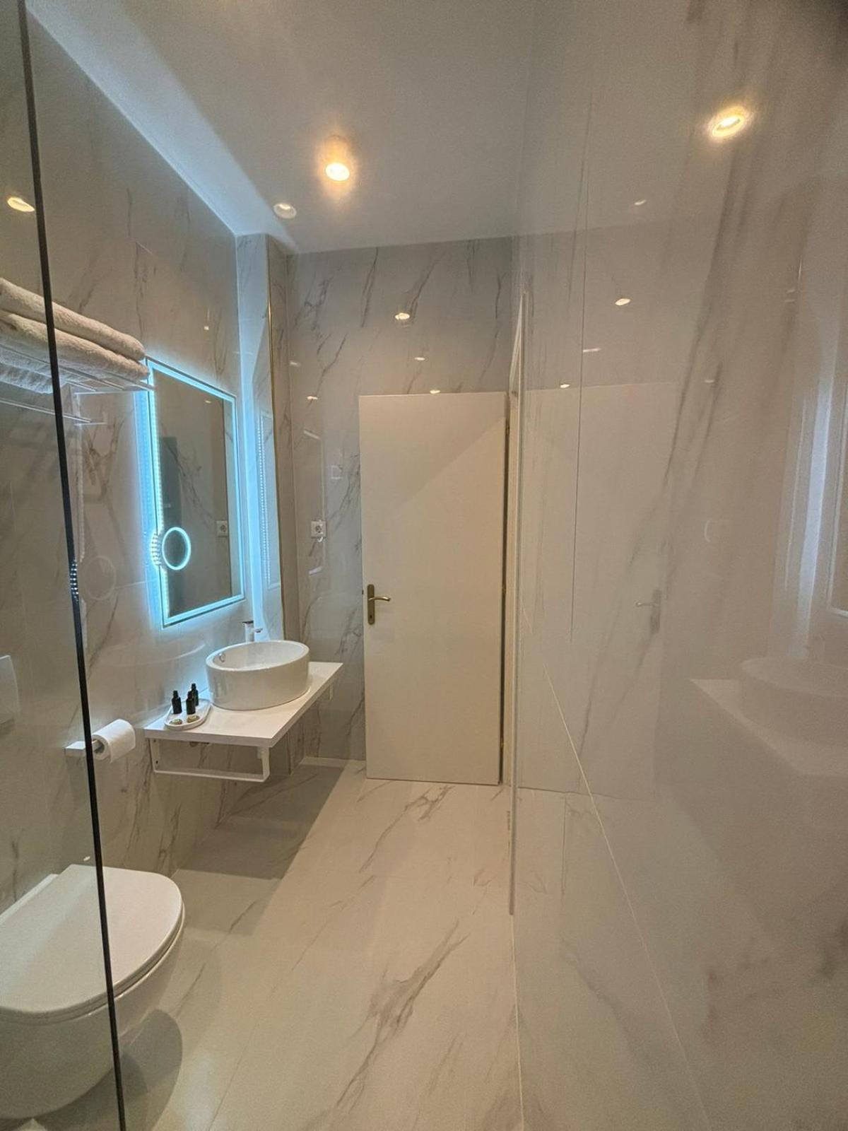 Eterna Mare Apartment