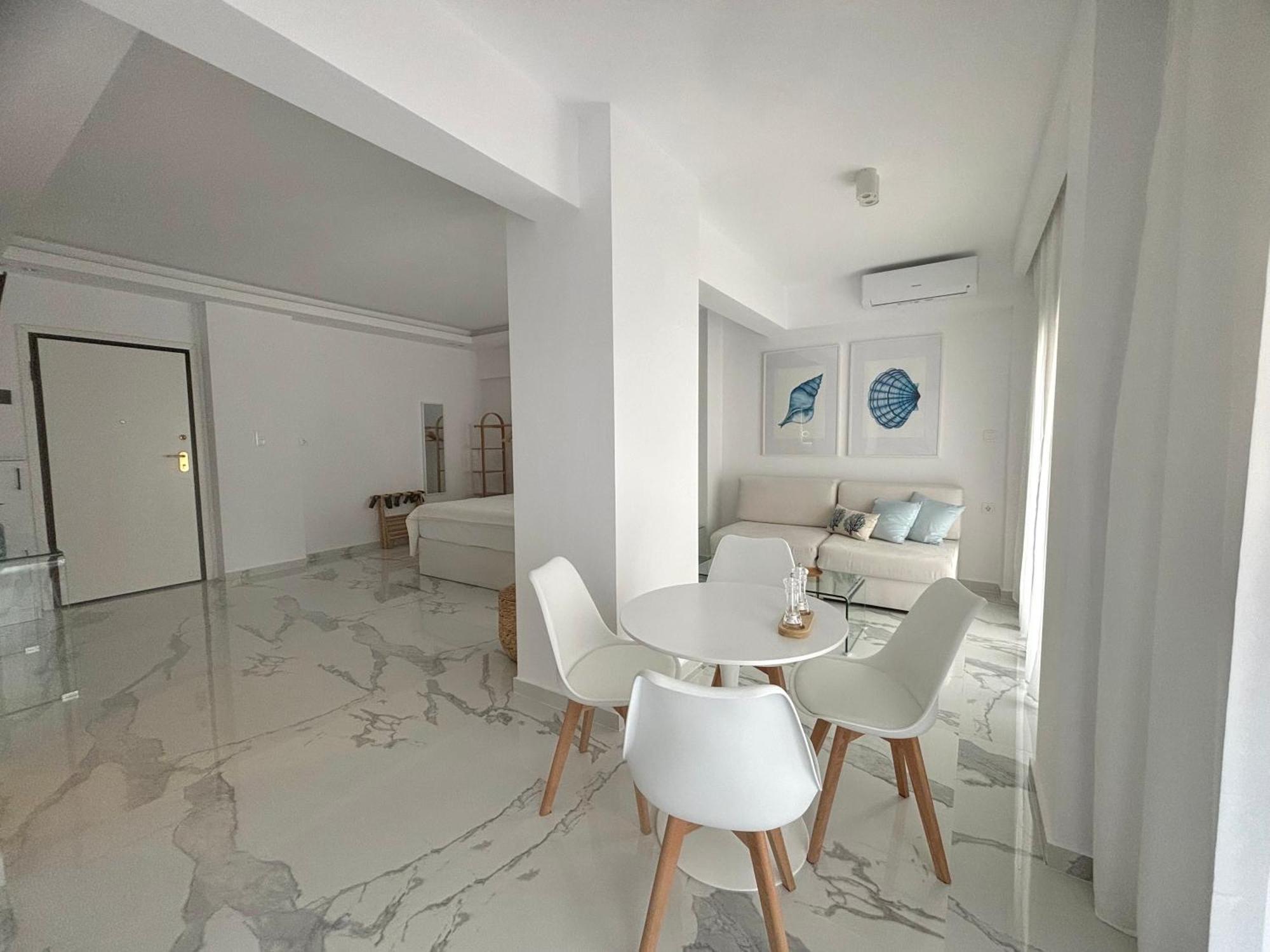 Eterna Mare Apartment